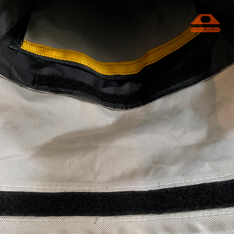MOCHILA PARA PORTÁTIL POPA PLATA/NEGRO. CON DETALLES NÁUTICOS
