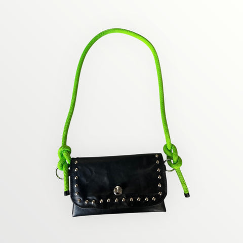 Porto Petit – Minibolso impermeable negro de material reciclado