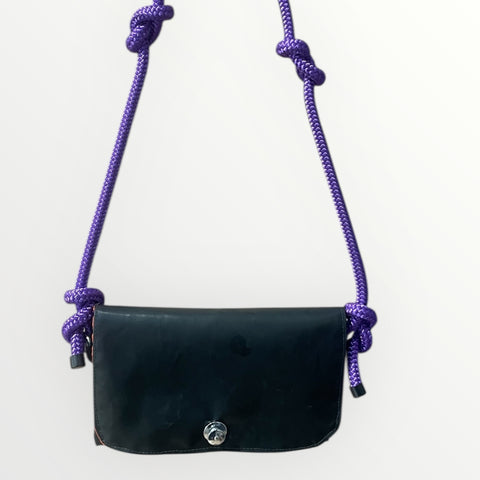 Porto Petit – Minibolso impermeable negro de material reciclado