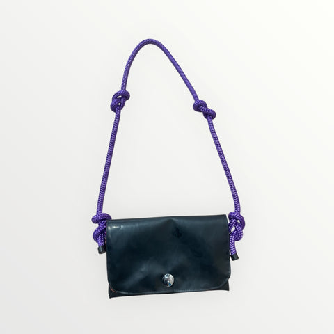 Porto Petit – Minibolso impermeable negro de material reciclado